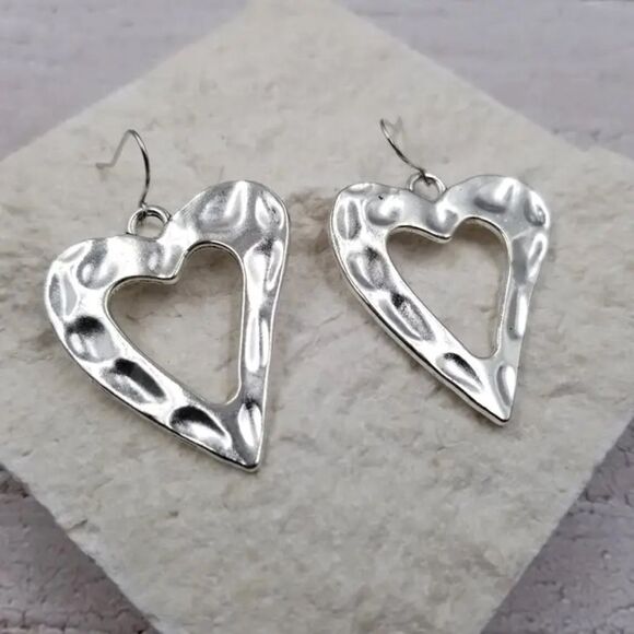 Silver Heart Dangle Earrings #1639 - Picture 1 of 3